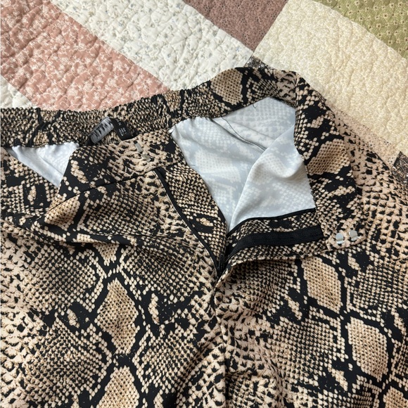 Zara Woman Snake Print Pants - Picture 3 of 5